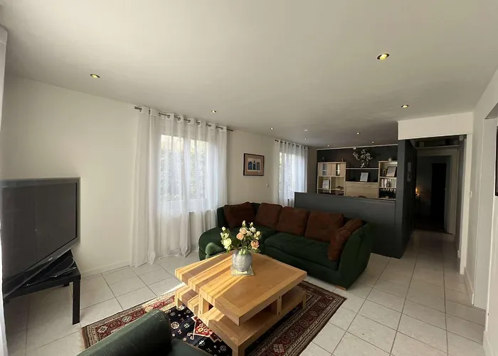 Le Beau Sejour Appartement - Elegant Et Spacieux- Proche Aeroport