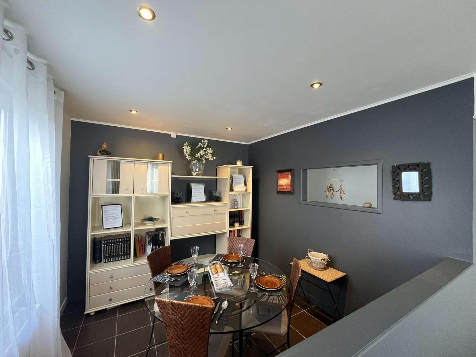 Le Beau Sejour - Elegant Et Spacieux- Proche Aeroport Apartment *